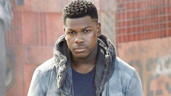 John Boyega divulga primeira foto oficial de seu personagem em Círculo de Fogo 2