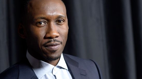 Imagem da notícia Mahershala Ali, de Moonlight, deve atuar com Tom Hardy e Channing Tatum em filme ambientado na fronteira do Brasil