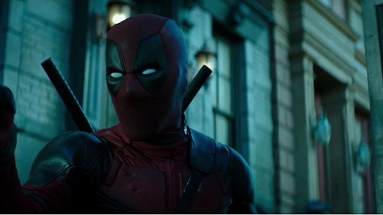 Imagem da notícia Deadpool 2: Primeiro teaser traz Ryan Reynolds, Stan Lee e zoação com Superman e Logan