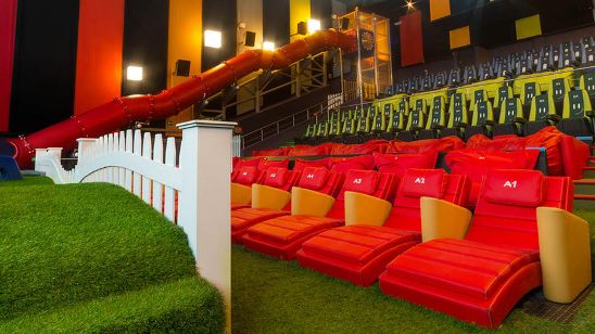 Imagem da notícia Rede de cinemas dos EUA cria playground dentro das salas de exibição