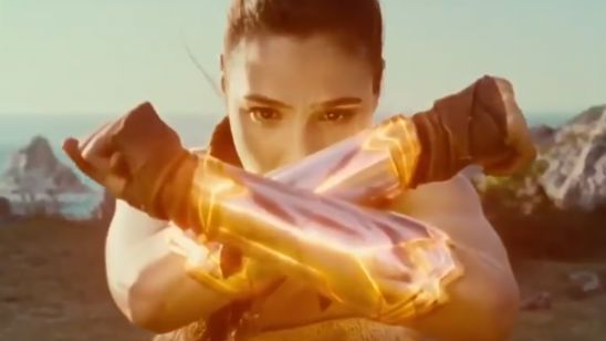 Imagem da notícia Mulher-Maravilha: Prévia do trailer revela poderes de Diana Prince