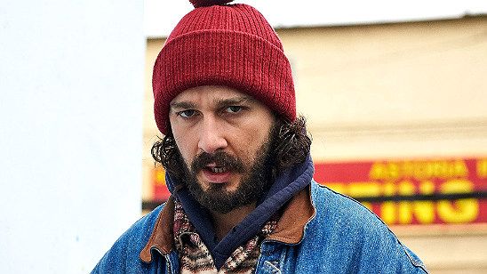 Shia LaBeouf transfere instalação artística contra Donald Trump