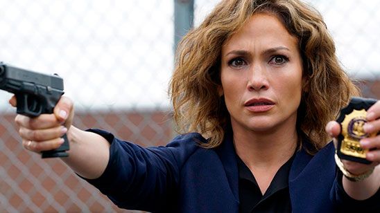 Imagem da notícia Shades of Blue: Série com Jennifer Lopez é renovada para terceira temporada