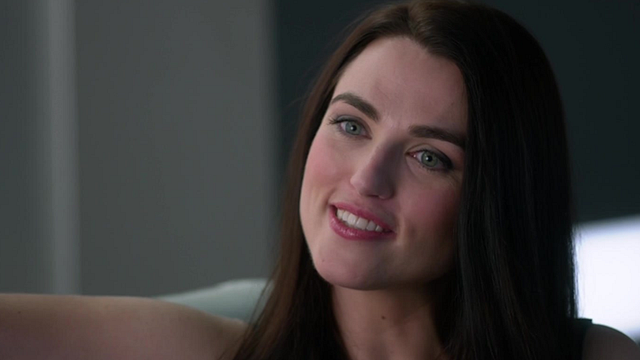 Katie McGrath é promovida ao elenco regular de Supergirl