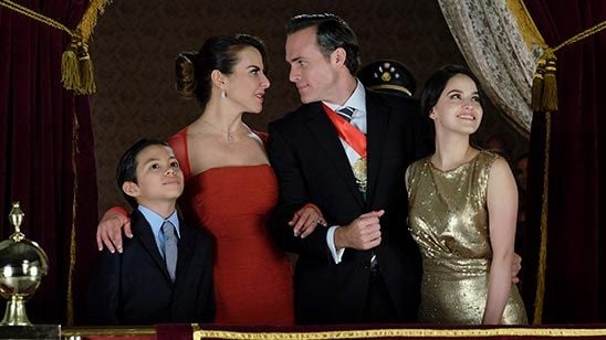 Imagem da notícia Ingobernable: Ícone da TV mexicana, Kate del Castillo fala sobre nova série da Netflix (Entrevista)