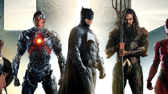 Imagem da notícia Liga da Justiça surge reunida no cartaz que precede o trailer