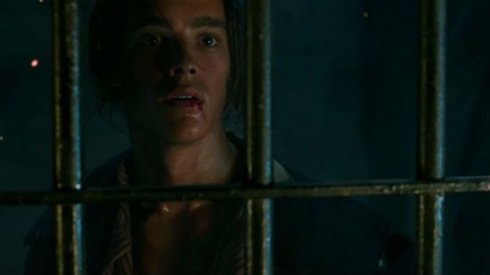 Imagem da notícia Novos vídeos de Piratas do Caribe - A Vingança de Salazar confirmam Brenton Thwaites como filho de Will Turner