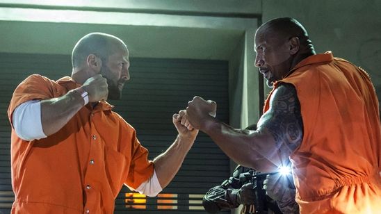 Imagem da notícia Velozes & Furiosos 8: Dwayne Johnson revela momento do filme que foi improvisado