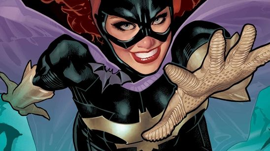 Imagem da notícia Joss Whedon fala sobre seu fascínio pela Batgirl e dá a entender que heroína pode ser interpretada por novata