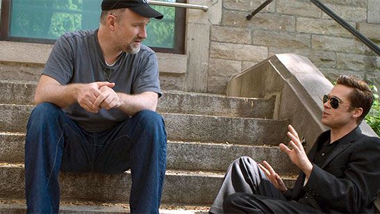 Guerra Mundial Z 2: David Fincher irá dirigir sequência estrelada por Brad Pitt