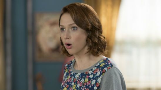 Imagem da notícia Unbreakable Kimmy Schmidt: Terceira temporada apresenta inusitado crossover com outra série da Netflix