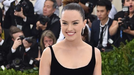 Imagem da notícia Confira a primeira foto de Daisy Ridley no drama Ophelia