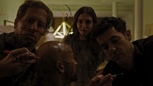 Imagem da notícia Friends From College: Nova série de comédia da Netflix ganha teaser e data de estreia