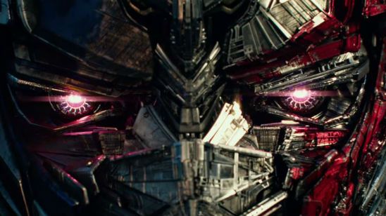 Mark Wahlberg é destaque em novo trailer de Transformers: O Último Cavaleiro