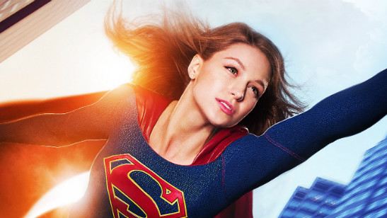 Supergirl define novos showrunners para a terceira temporada