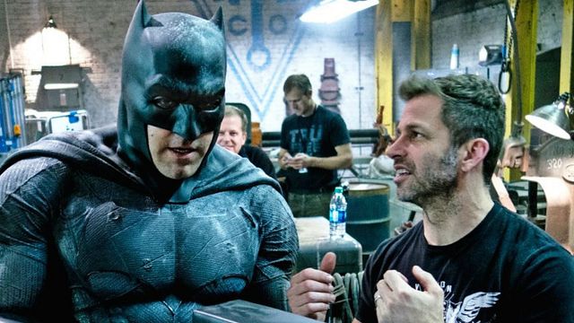 Imagem da notícia Zack Snyder compartilha nova imagem de Batman em Liga da Justiça