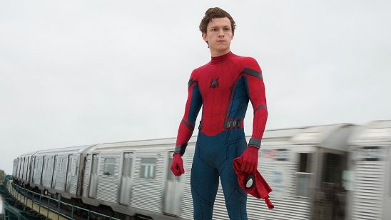 Imagem da notícia Kevin Feige fala sobre o final de Homem-Aranha: De Volta ao Lar