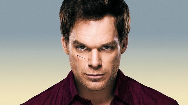 Imagem da notícia Michael C. Hall vai protagonizar nova série da Netflix com Canal +