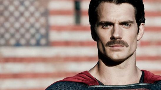 Henry Cavill se pronuncia sobre o caso da remoção do bigode em Liga da Justiça