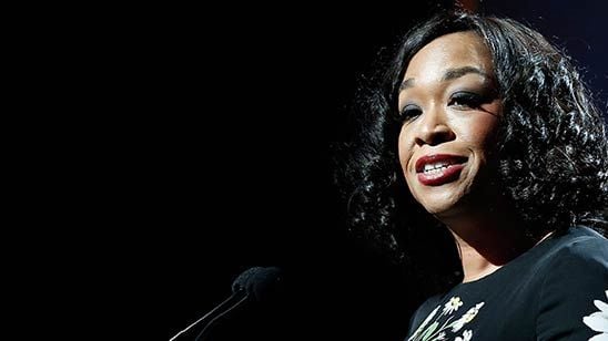 Shonda Rhimes surpreende indústria televisiva e troca ABC pela Netflix