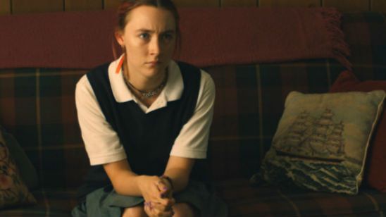 Imagem da notícia Lady Bird: Filme estrelado por Saoirse Ronan e dirigido por Greta Gerwig ganha primeiras imagens