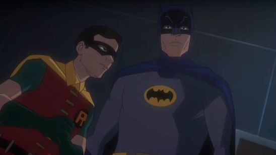 Imagem da notícia Batman Vs. Duas Caras: Animação com o saudoso Adam West na voz do Homem-Morcego ganha trailer