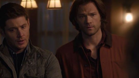 Imagem da notícia Supernatural: Cena deletada da 12ª temporada traz momento emcionante entre Sam, Dean e Mary