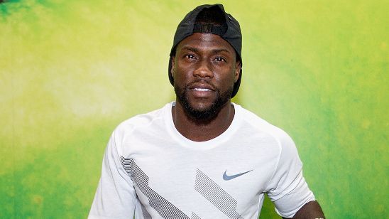 Imagem da notícia Kevin Hart faz vídeo de desculpas para esposa e filhos após ser chantageado por traição