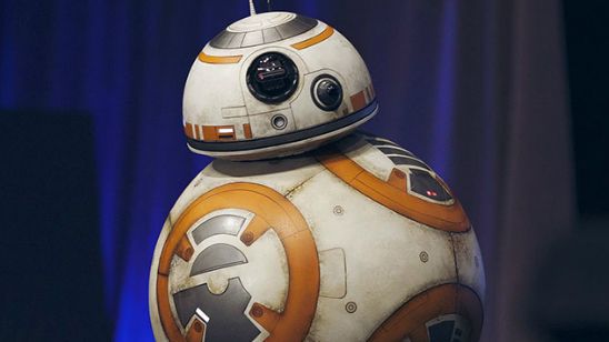 Imagem da notícia Star Wars - Os Últimos Jedi: Empresa envia uma réplica de BB-8 ao espaço para homenagear o filme