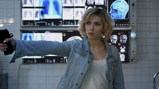 Imagem da notícia E agora, Scarlett Johansson? Luc Besson finalizou o roteiro de Lucy 2