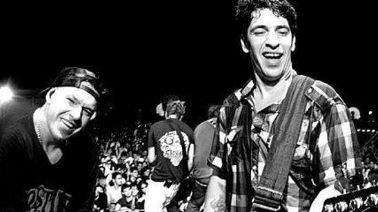 Imagem da notícia Amizade entre Chorão e Champignon, fundadores da banda Charlie Brown Jr., vai virar filme