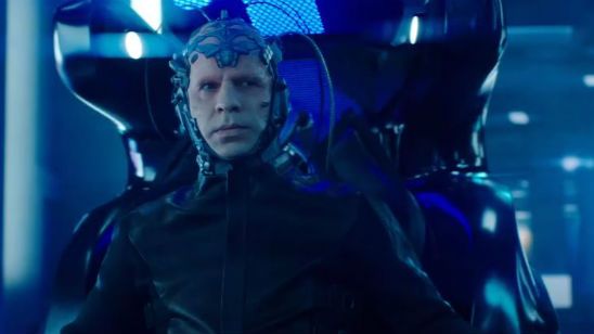 Imagem da notícia The Flash: Prévia da 4ª temporada traz vilão The Thinker e participação de Danny Trejo