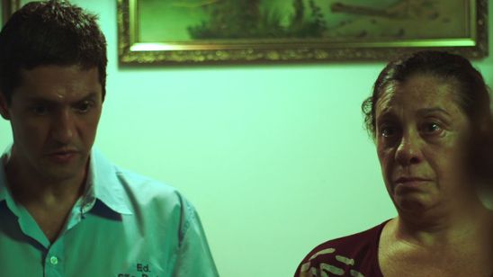 Imagem da notícia Confira o cartaz do suspense Quando o Galo Cantar Pela Terceira Vez Renegarás Tua Mãe (Exclusivo)