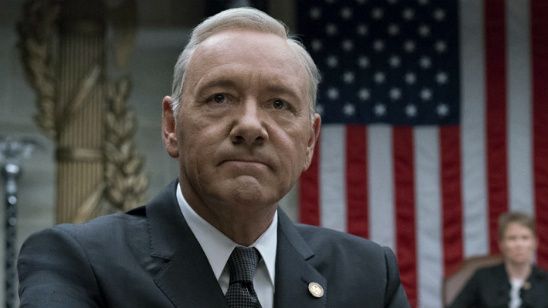 Imagem da notícia Netflix demite Kevin Spacey e desiste de produzir seu filme sobre Gore Vidal