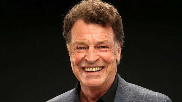 Imagem da notícia Legends of Tomorrow: John Noble, de Fringe e O Senhor dos Anéis, vai dublar vilão da terceira temporada
