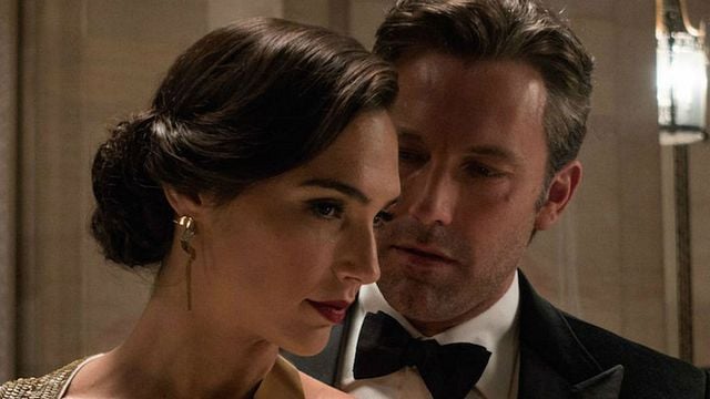 Liga da Justiça: Ben Affleck afirma existir tensão sexual entre Batman e Mulher-Maravilha