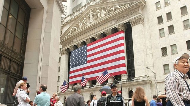Imagem da notícia Nova série da HBO vai contar a história de 'millennials no mundo das finanças'
