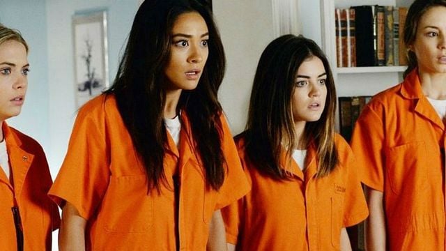 Adolescentes são detidas por fazerem ameaças inspiradas em Pretty Little Liars