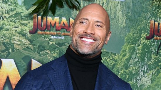 Imagem da notícia Dwayne Johnson vai ganhar estrela na Calçada da Fama de Hollywood
