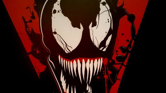 Imagem da notícia Venom: Fotos do set mostram Tom Hardy em acrobacia com motocicleta