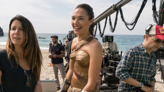 Imagem da notícia Mulher-Maravilha 2: Patty Jenkins revela que a sequência será bem diferente do primeiro filme