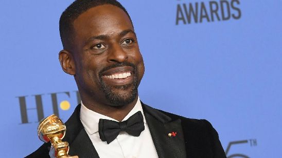 Imagem da notícia Globo de Ouro 2018: Sterling K. Brown é o primeiro negro a vencer o prêmio em série dramática