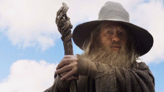 Imagem da notícia Ian McKellen recorda primeiro dia no set de O Senhor dos Anéis como Gandalf