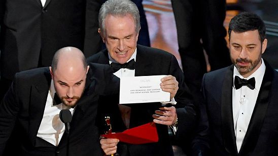 Imagem da notícia Oscar 2018: Empresa de auditoria anuncia mudanças para evitar problemas no Prêmio da Academia