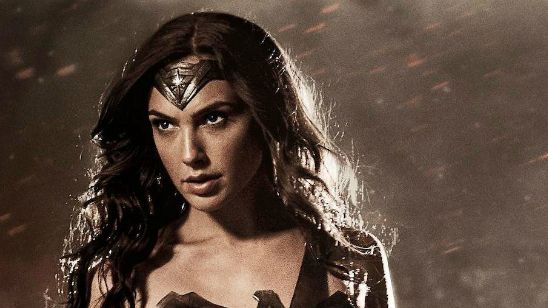 Imagem da notícia Gal Gadot não está preocupada com a ausência de Mulher-Maravilha no Oscar: "Nunca fizemos o filme para isso"