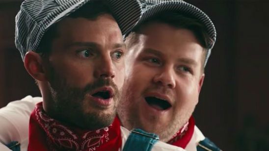 Imagem da notícia Cinquenta Tons de Liberdade: James Corden mostra a Jamie Dornan seu 'quarto de jogos' em paródia