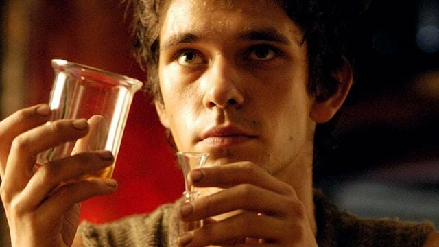 Imagem da notícia Perfume: Netflix compra série alemã baseada na obra de Patrick Süskind