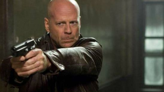 Imagem da notícia Duro de Matar 6: Roteiro está pronto, confirma Bruce Willis