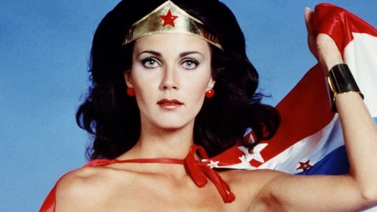 Imagem da notícia Lynda Carter diz que Mulher-Maravilha foi injustiçado pelo Oscar e deseja aparecer na sequência