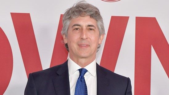 Imagem da notícia Alexander Payne, diretor de Pequena Grande Vida, negocia para comandar drama da Amazon